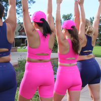 HIGH-NECK SPORTS BRA