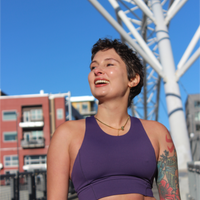 HIGH-NECK SPORTS BRA