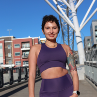 HIGH-NECK SPORTS BRA