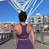 HIGH-NECK SPORTS BRA