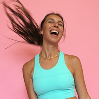 MID-NECK SPORTS BRA // MINT GREEN