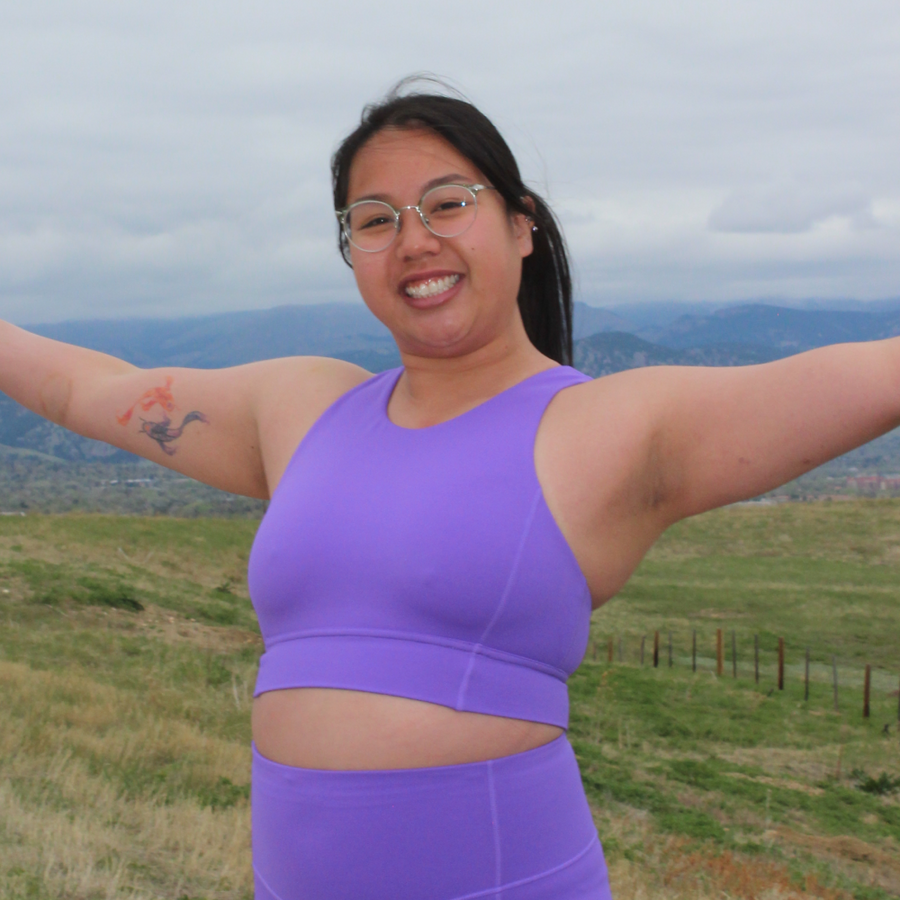 HIGH-NECK SPORTS BRA // COSMIC PURPLE