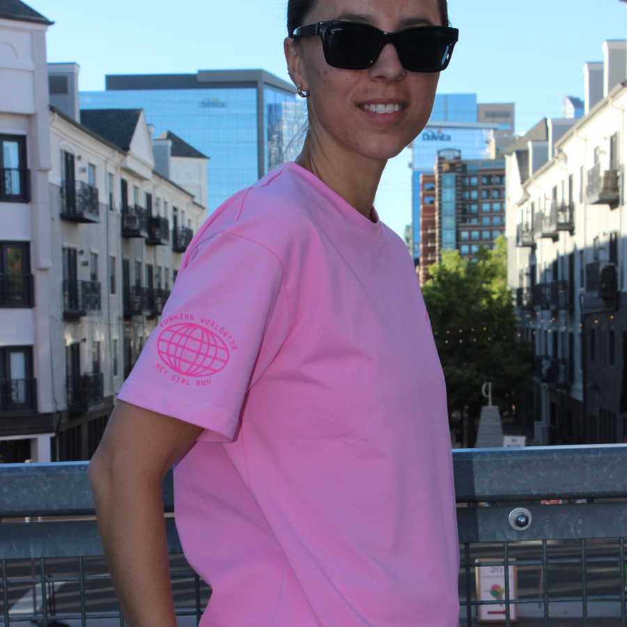 SUNDAY RUNNER TEE // BUBBLEGUM PINK