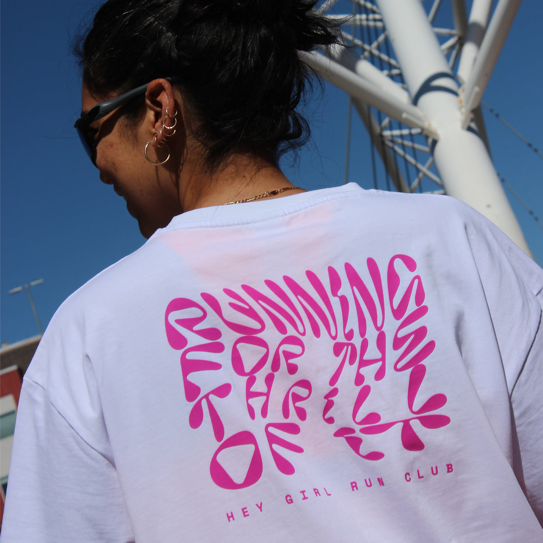 HEY GIRL RUN CLUB TEE